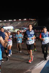 BIB: 47164, 5001, 72964
                            <button type="button" onclick="openModal(23010961)" class="btn btn-primary btn-sm float-right btn-popup" data-toggle="modal" data-target=".modal-high-quality">
                        <i class="fas fa-shopping-cart"></i> Add to Cart
                    </button>
                                            <button type="button" onclick="isThisMe(23010961, true)" class="btn btn-success btn-sm float-right btn-popup btn-isme hidden" data-toggle="tooltip" data-placement="bottom" title="นี่คือรูปของคุณใช่ไหม คลิกที่นี่เพื่อเอาเข้าอัลบั้ม">
                        <i class="fas fa-plus"></i> Add to album
                    </button>
                    <button type="button" onclick="isThisMe(23010961, false)" class="btn btn-warning btn-sm float-right btn-popup btn-isnotme hidden">
                        <i class="fas fa-ban"></i> Remove from album
                    </button>